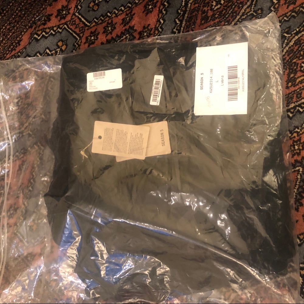 Addidas - Yeezy - Calabasas Black Sweatshirt- LG - Picture 9 of 16